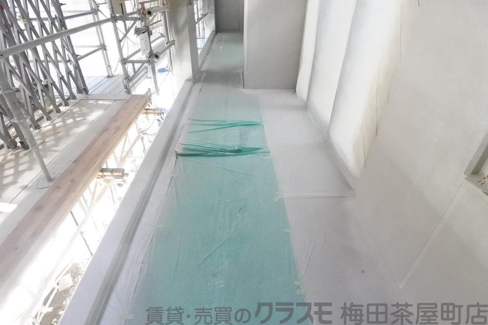 21/30 バルコニー