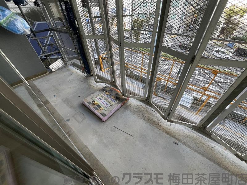 25/30 バルコニー