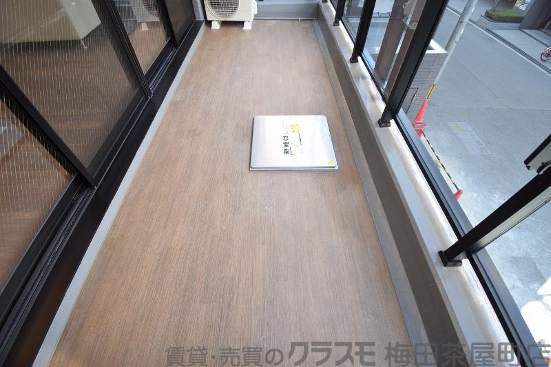 21/30 バルコニー