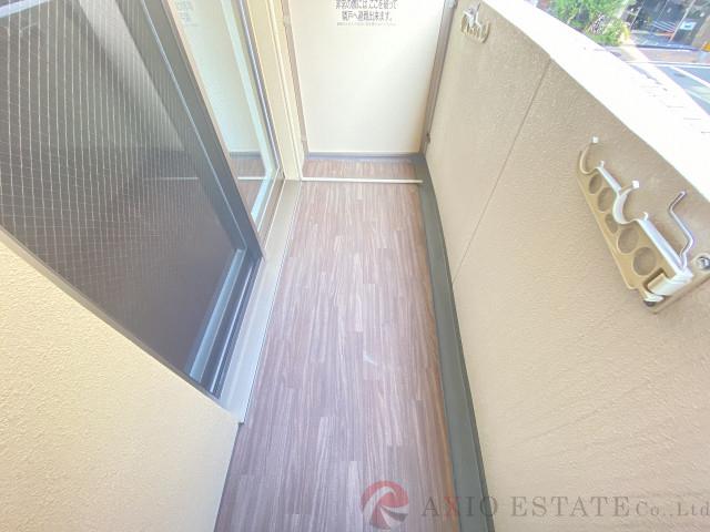21/30 バルコニー