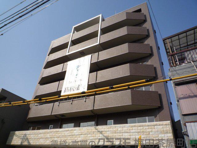 23/26 エントランス