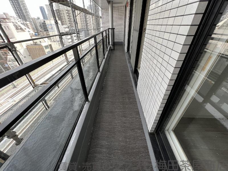 21/30 バルコニー