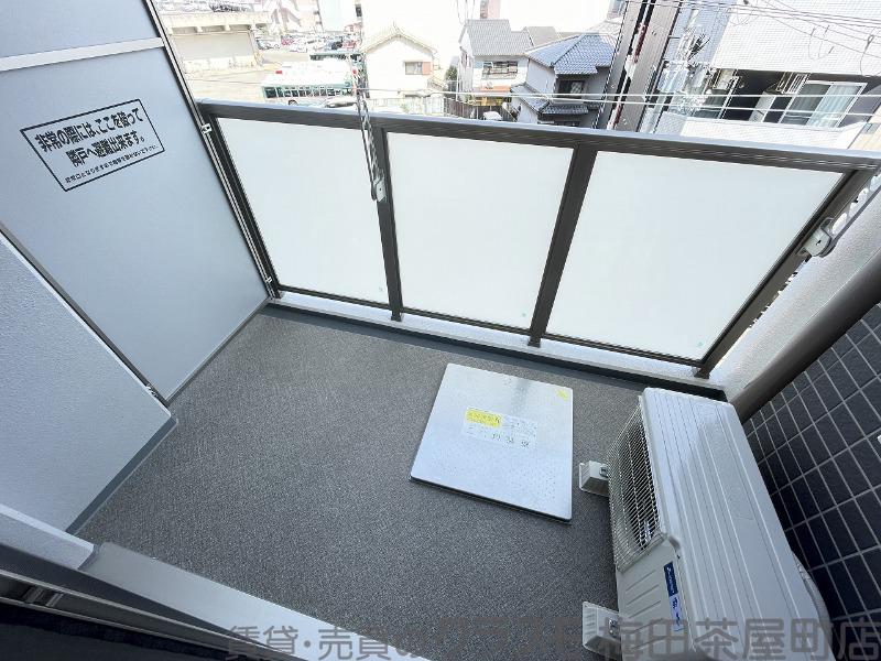 21/30 バルコニー