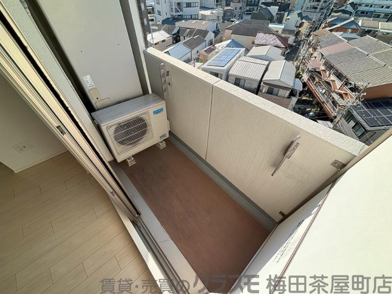 21/30 バルコニー