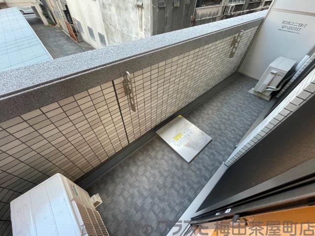 26/30 バルコニー