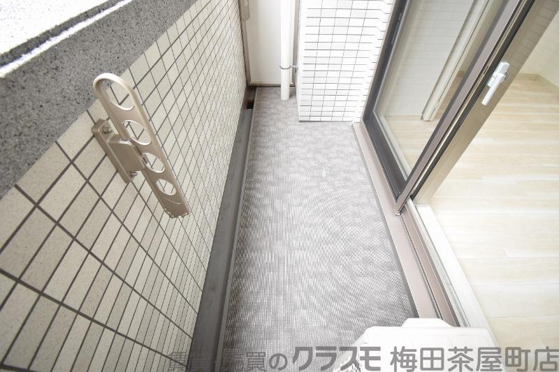 23/30 バルコニー