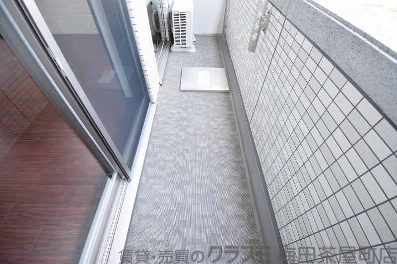 23/30 バルコニー