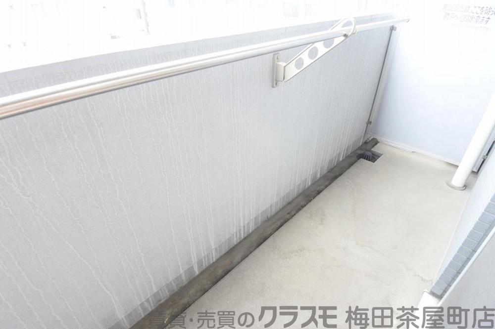 21/30 バルコニー