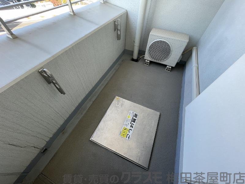 23/30 バルコニー