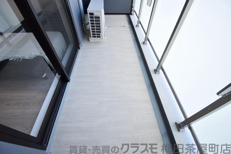 23/30 バルコニー