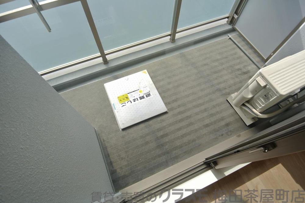 21/30 バルコニー