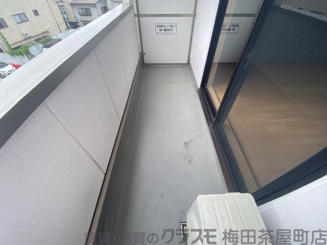 21/30 バルコニー