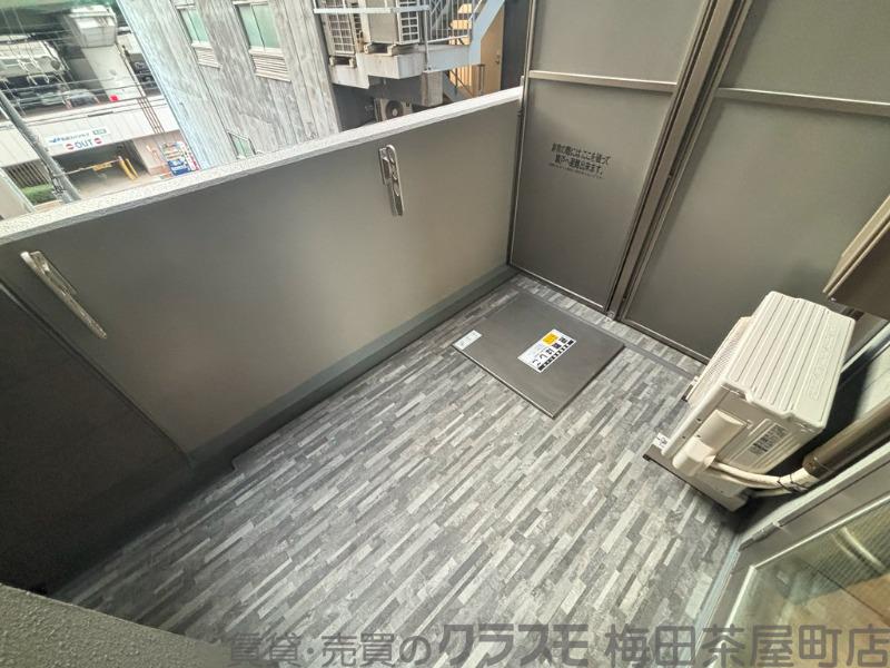 21/30 バルコニー