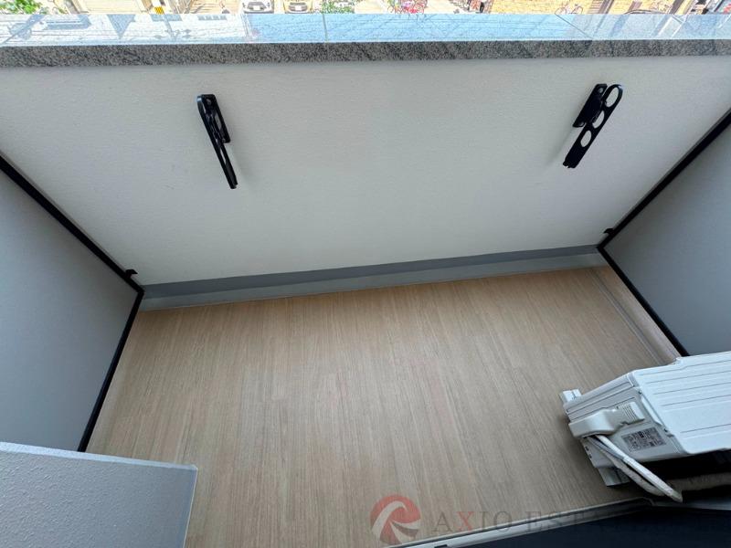 21/30 バルコニー