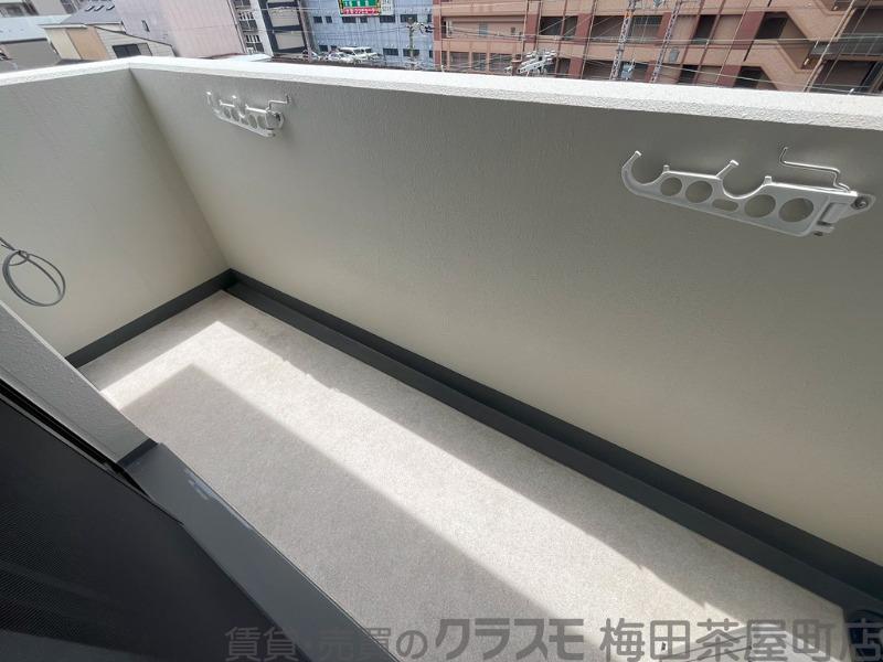 21/30 バルコニー