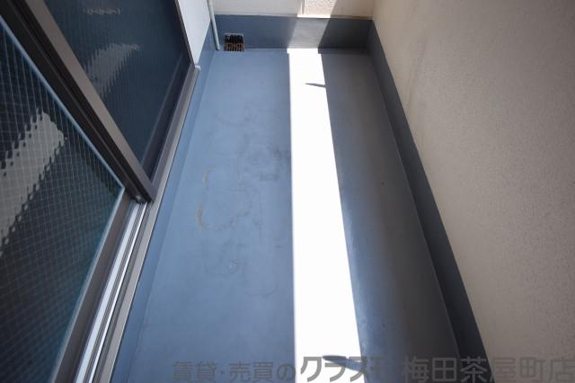 21/30 バルコニー