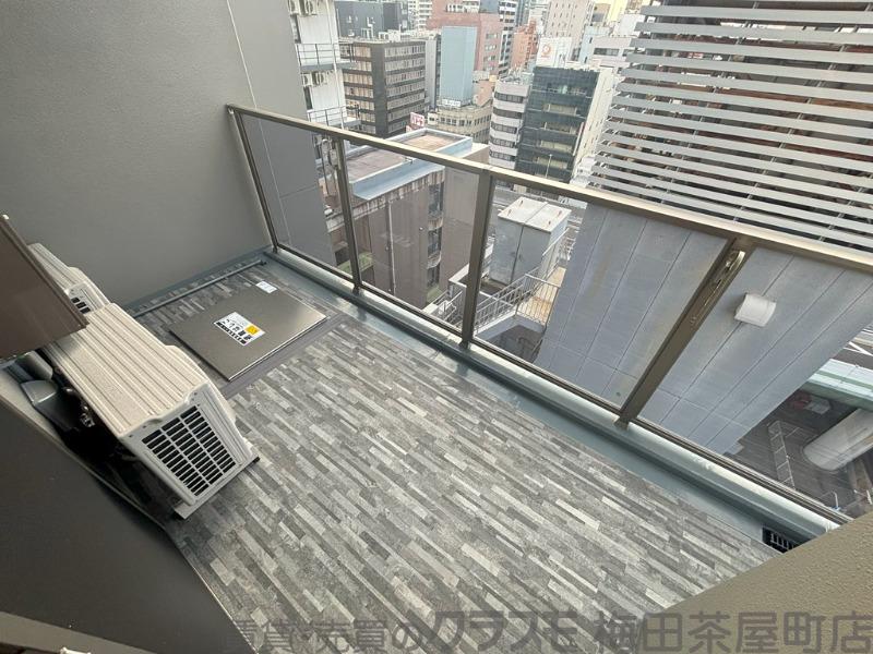 21/30 バルコニー