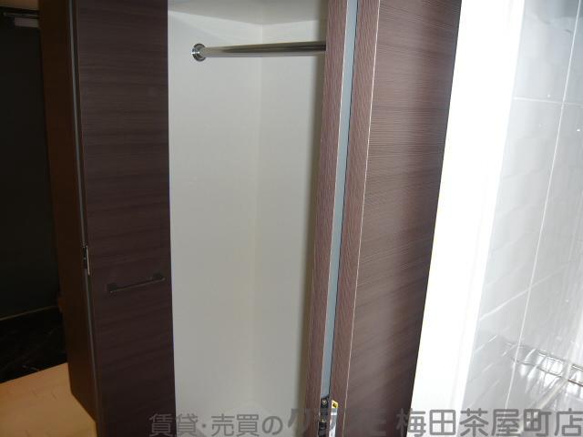 13/30 収納