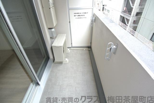 19/30 バルコニー