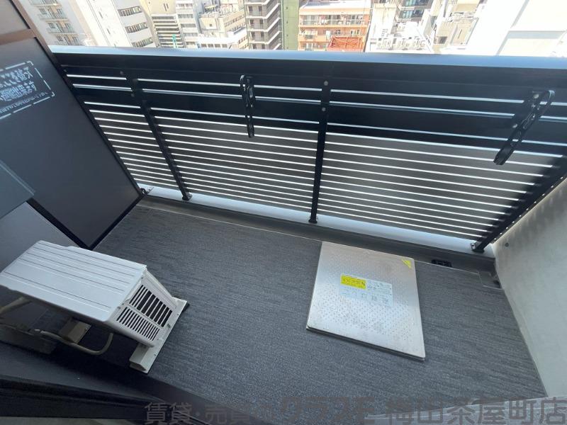 21/30 バルコニー