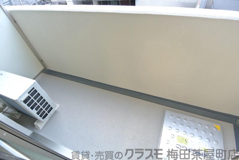 19/30 バルコニー