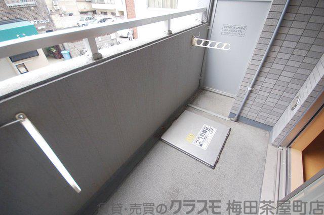 21/30 バルコニー