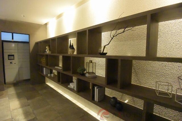 26/30 エントランス