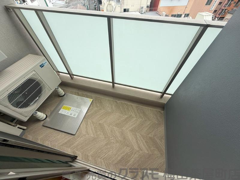 25/30 バルコニー