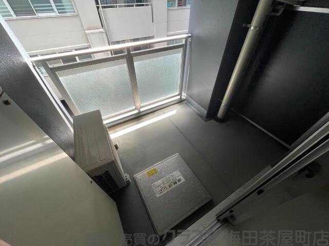 21/30 バルコニー