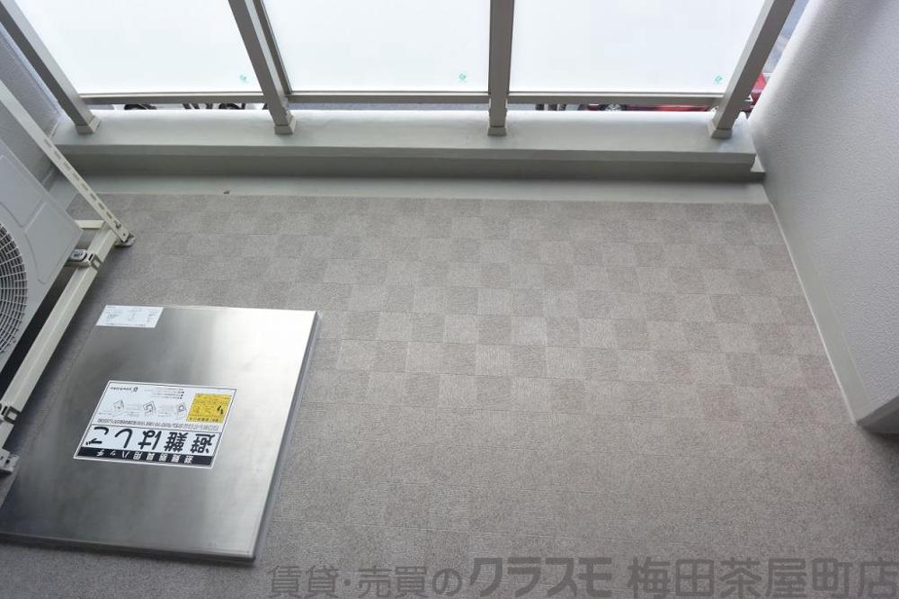 23/30 バルコニー