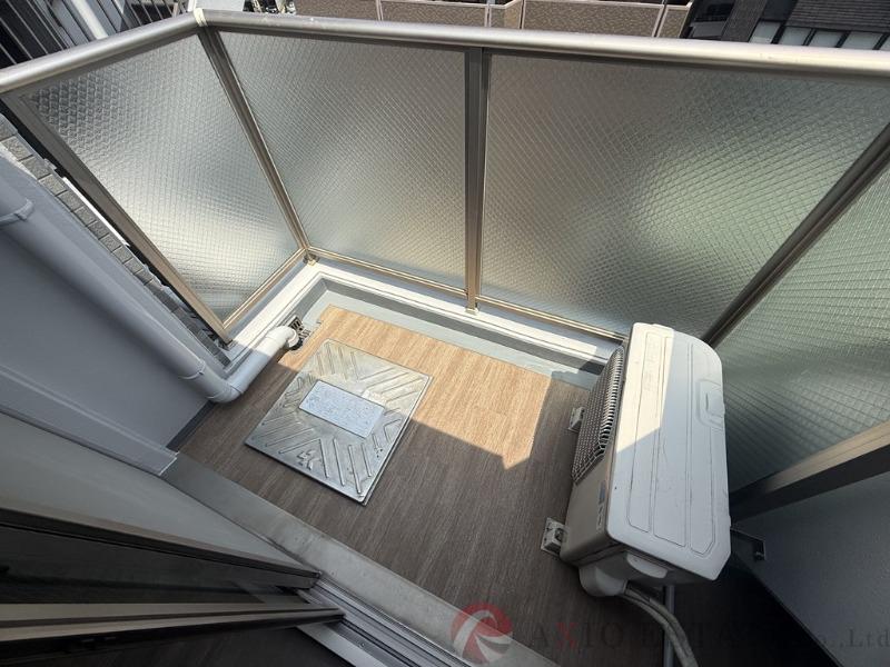 25/30 バルコニー