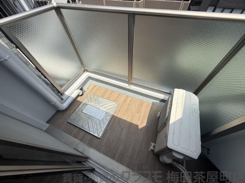 25/30 バルコニー