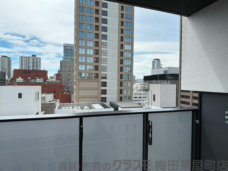 21/30 バルコニー