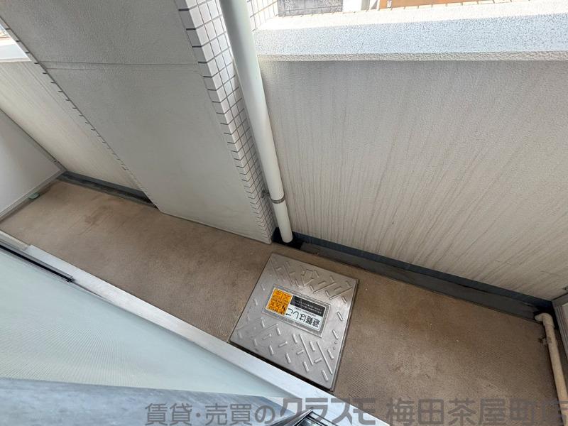 21/30 バルコニー