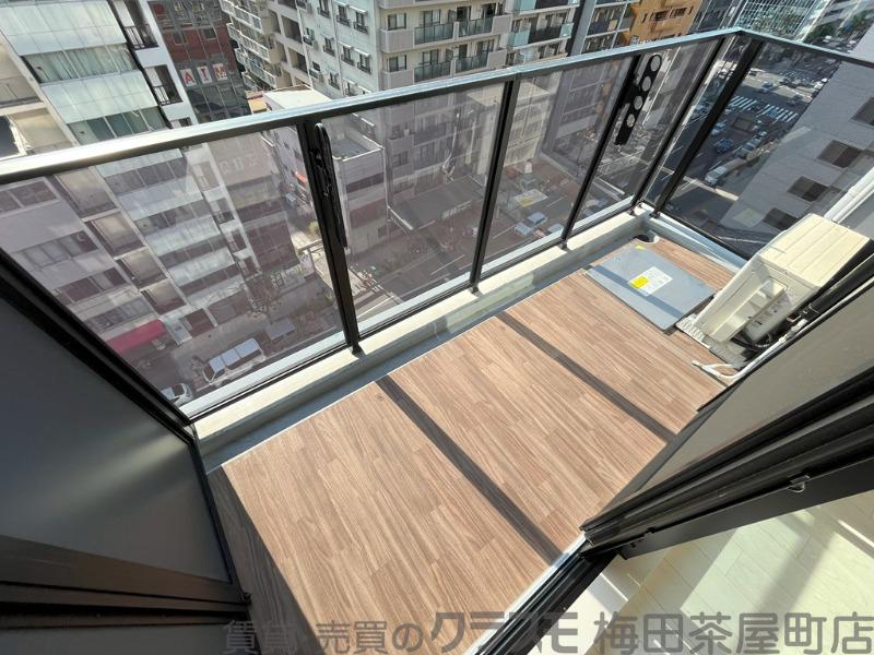 23/30 バルコニー