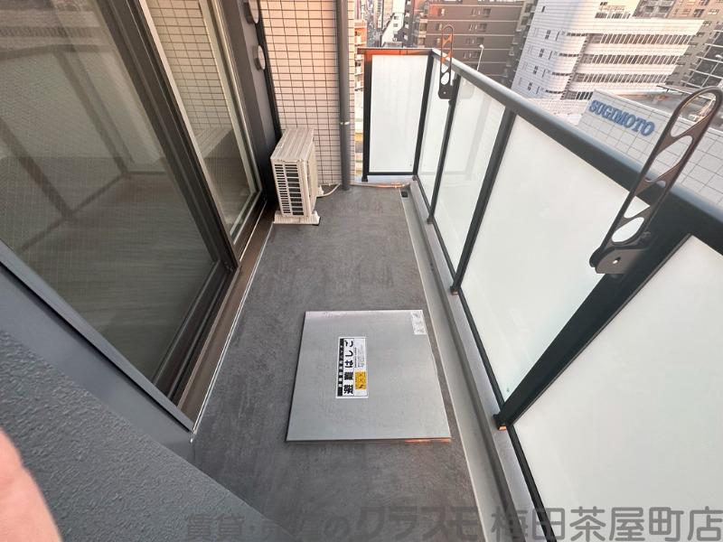 21/30 バルコニー