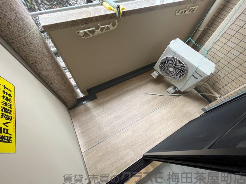 21/30 バルコニー