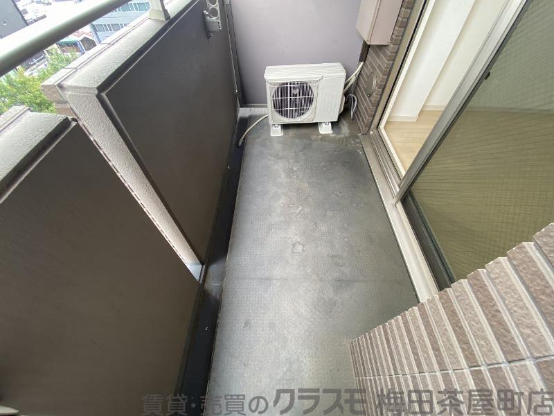 21/30 バルコニー