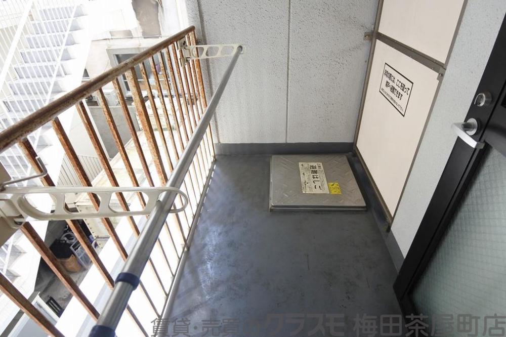 21/30 バルコニー