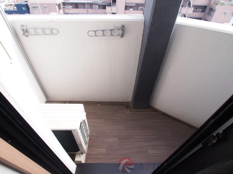 21/30 バルコニー