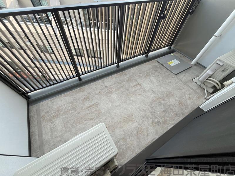 26/30 バルコニー