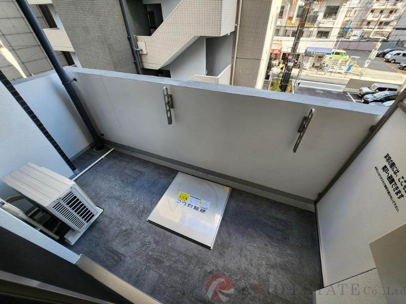 23/30 バルコニー