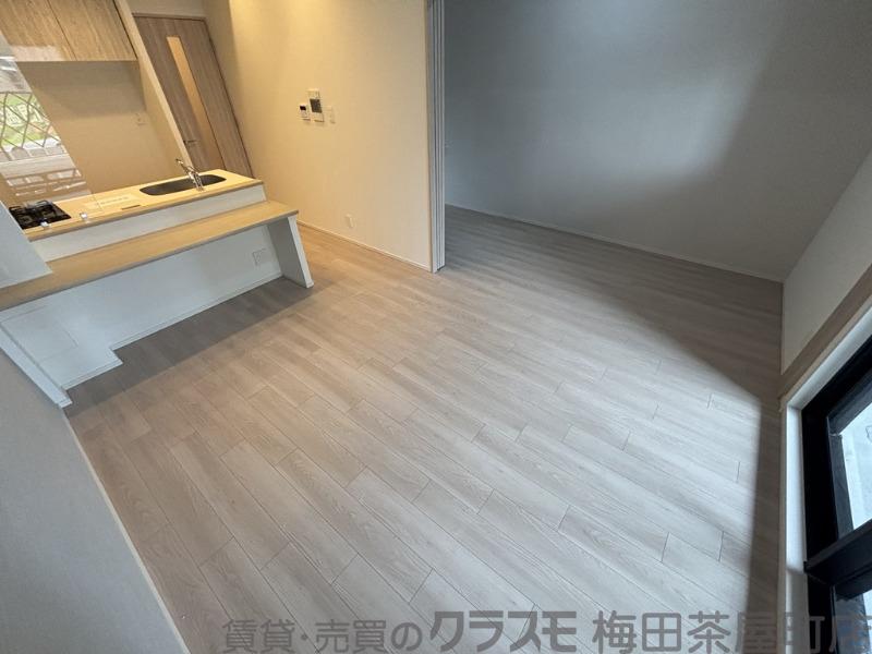 14/30 室内