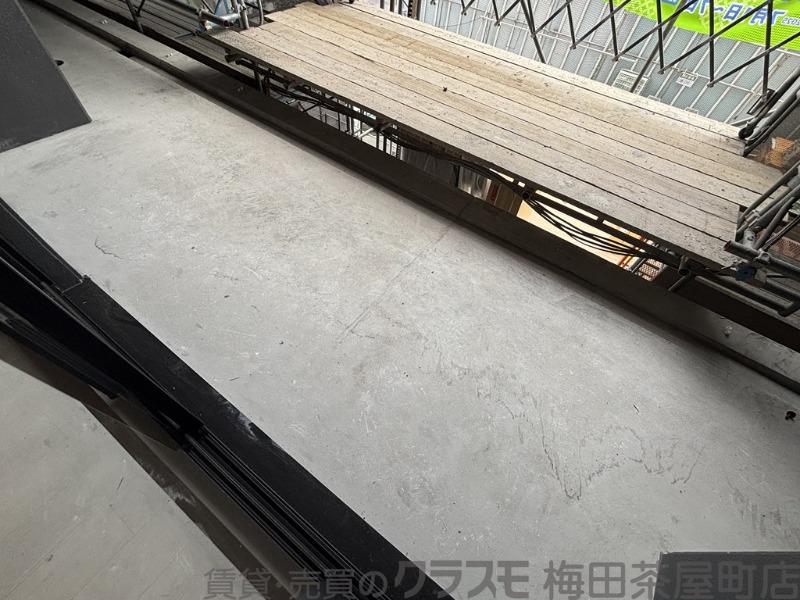 25/30 バルコニー