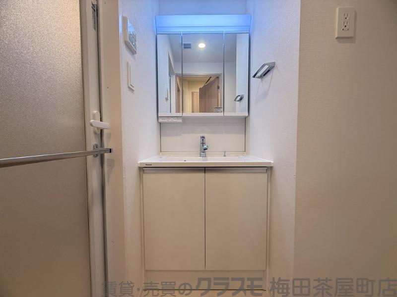 22/30 洗面