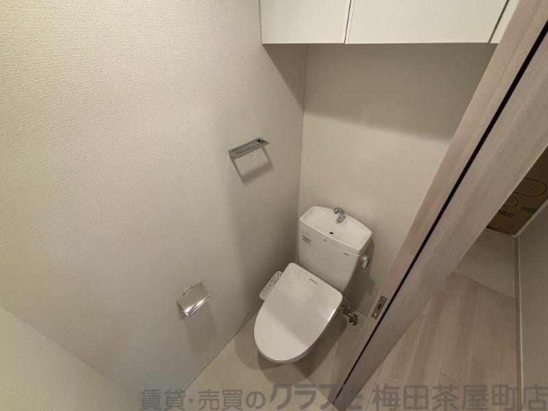 23/30 トイレ