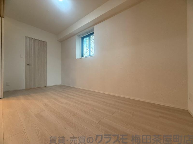 17/30 寝室