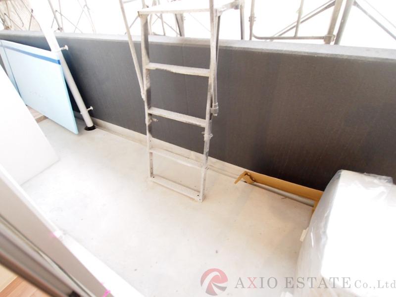 25/30 バルコニー