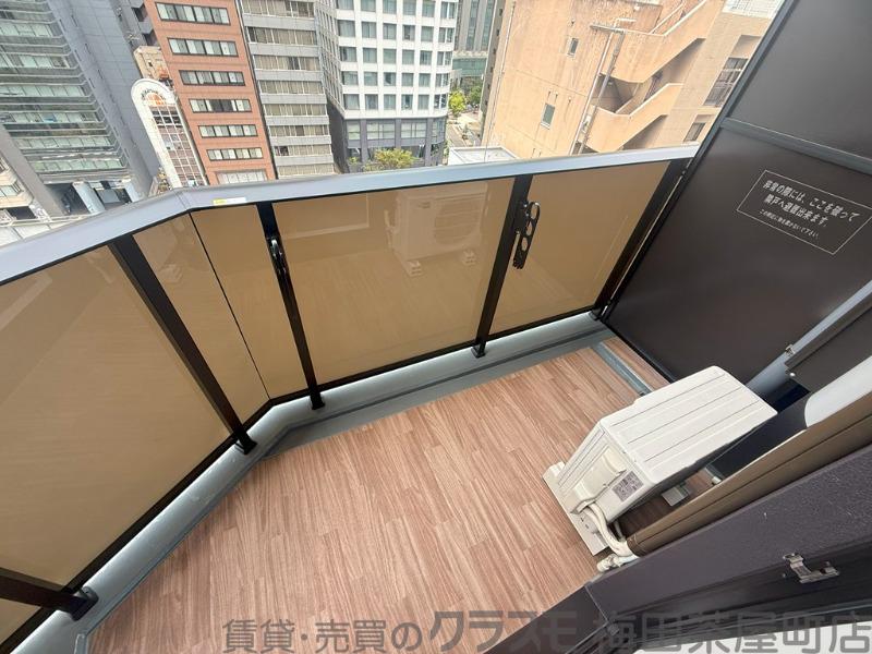 25/30 バルコニー