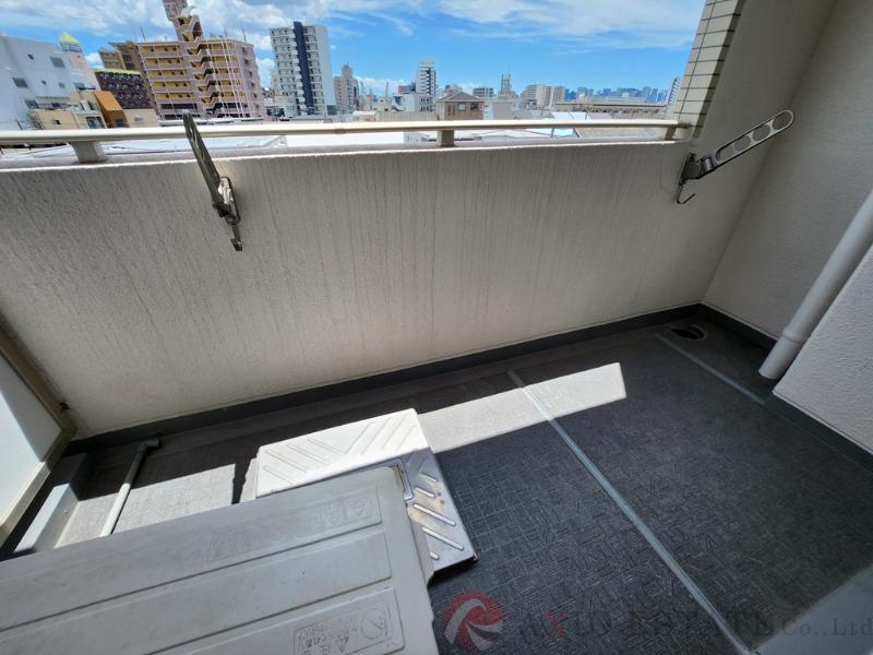 25/30 バルコニー